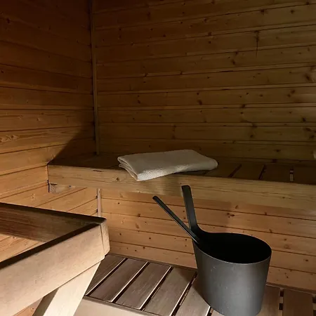 Hotelli Yöpuu 3*