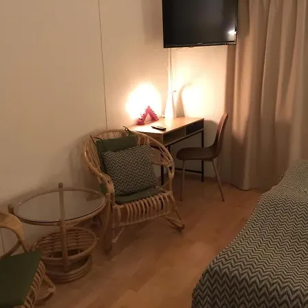 Yopuu Hotel 3*